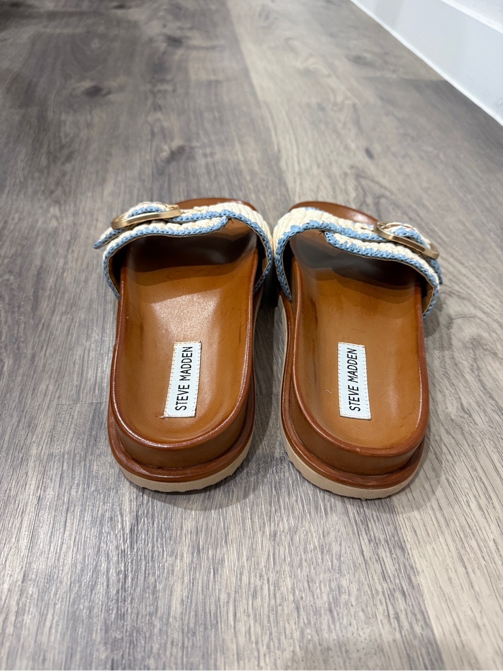Steve Madden Memphis Slide Sandals - Picture 4 of 8